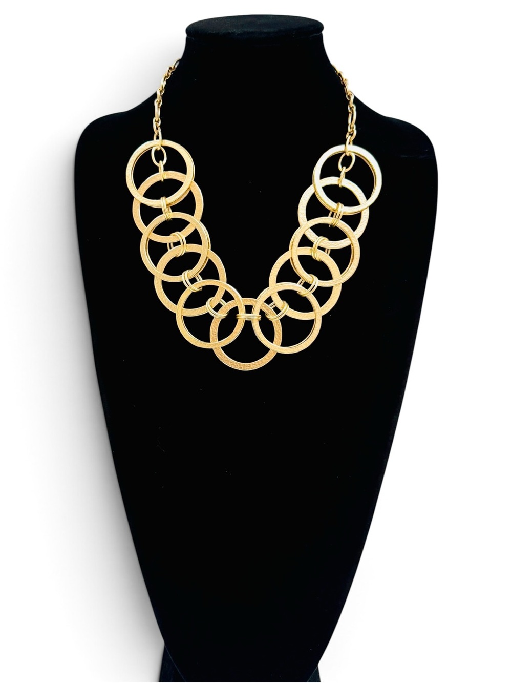 Chico’s Gold Tone Interlocking Circle Statement Necklace NWT $65.50